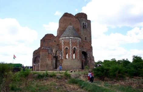 az_aracsi_pusztatemplom__delvidekl_75782_286386.jpg
